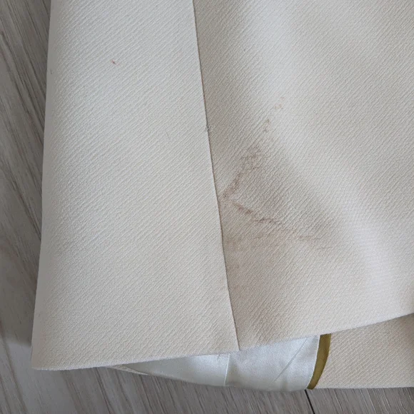 J Crew White Trench Coat with Tailored Fit and Minimalist Design - Picture 5 of 7